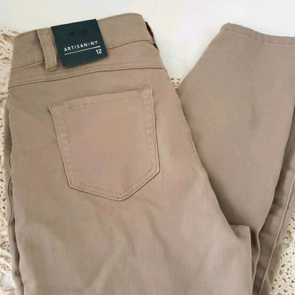 NWT Skinny jeans